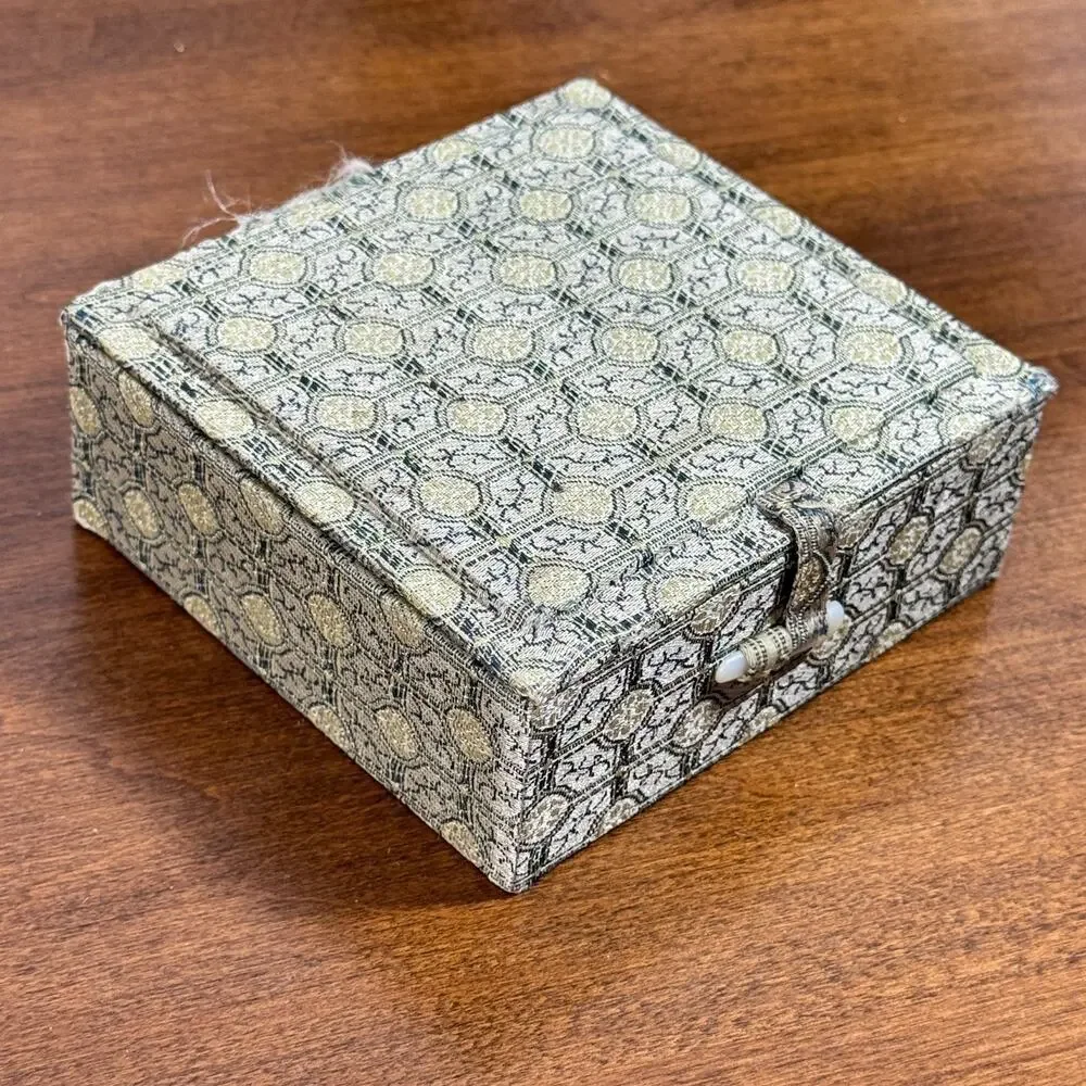 Chinese Shoushan Stone Carved Seal Chop Foo Dog Cinnabar Ink Paste Box Set